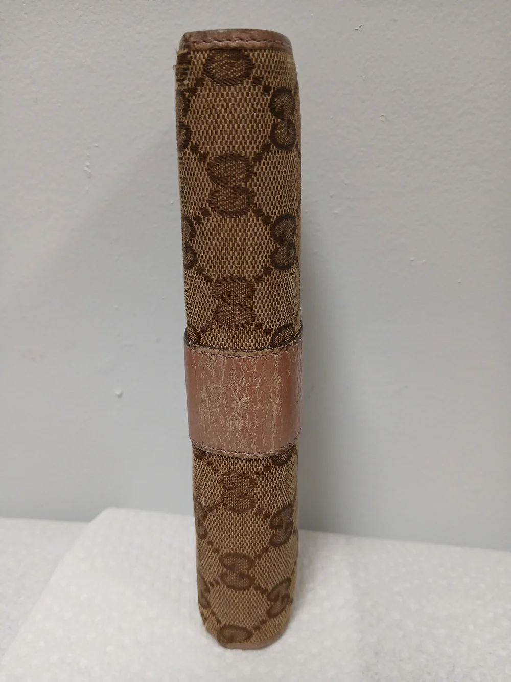Gucci Brown Monogram Continental Wallet with Pink Trim - Picture 4 of 12